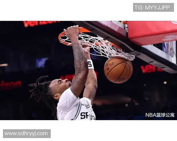 文班亚马三节打卡轻取40分12篮板两双,马刺大胜湖人